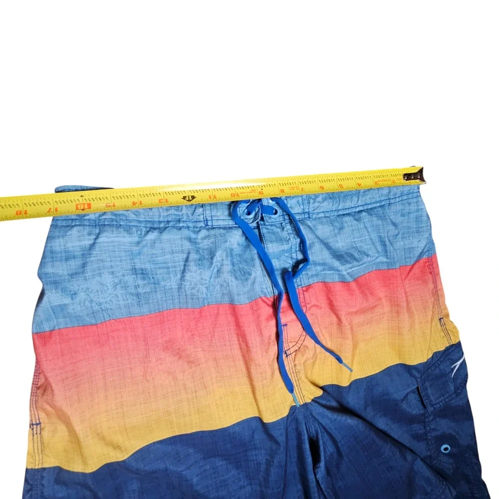 Speedo Etched Island E Board Trunks Swim Shorts‎ XL Polyester Surf Beach Summer